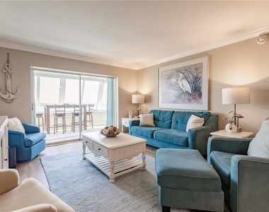 1200 E Peppertree Lane - Photo Thumbnail 8