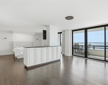 5700 Mariner Street - Photo Thumbnail 24