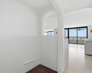 5700 Mariner Street - Photo Thumbnail 47