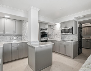 5700 Mariner Street - Photo Thumbnail 3