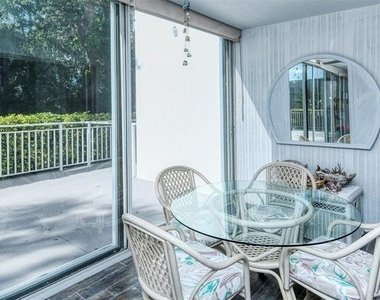 1255 E Peppertree Drive - Photo Thumbnail 9