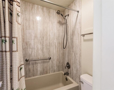 1255 E Peppertree Drive - Photo Thumbnail 13