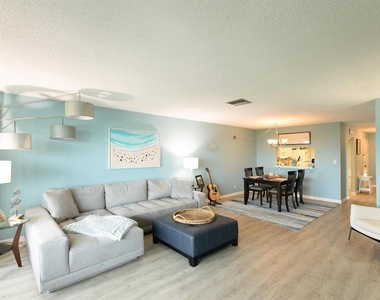 1255 E Peppertree Drive - Photo Thumbnail 17