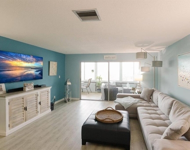 1255 E Peppertree Drive - Photo Thumbnail 16