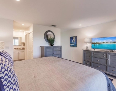1255 E Peppertree Drive - Photo Thumbnail 13