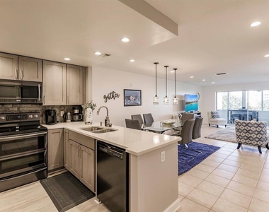 1255 E Peppertree Drive - Photo Thumbnail 2