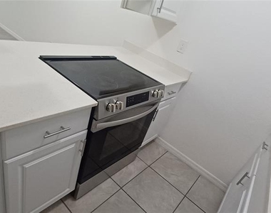5200 Se 31st Street Se - Photo Thumbnail 11