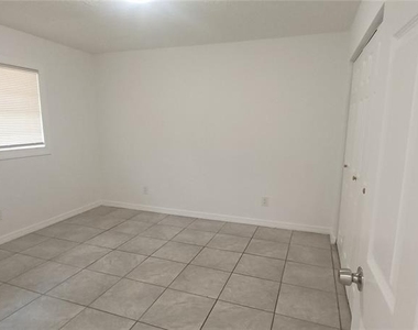 5200 Se 31st Street Se - Photo Thumbnail 14
