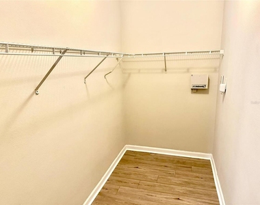 8842 Villa View Circle - Photo Thumbnail 10