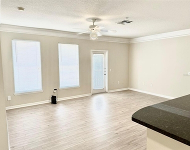 8842 Villa View Circle - Photo Thumbnail 5