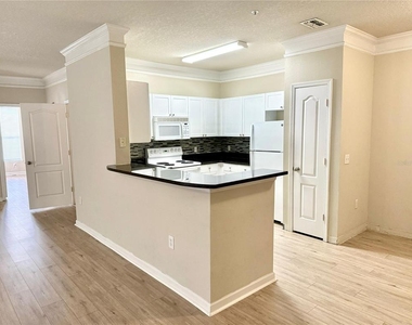 8842 Villa View Circle - Photo Thumbnail 2