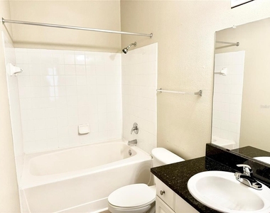 8842 Villa View Circle - Photo Thumbnail 12
