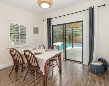 2721 E Marks Street - Photo Thumbnail 10