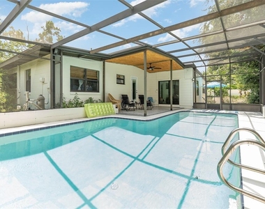 2721 E Marks Street - Photo Thumbnail 1