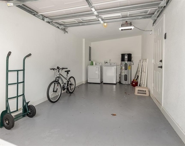 2721 E Marks Street - Photo Thumbnail 19