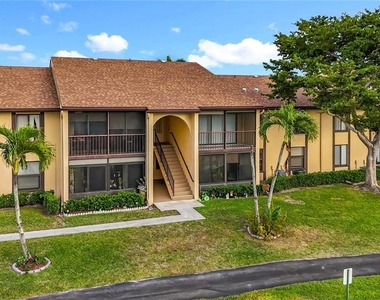 826 Sky Pine Way - Photo Thumbnail 4