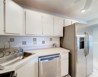 826 Sky Pine Way - Photo Thumbnail 50