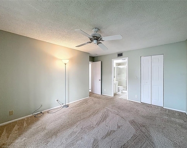 826 Sky Pine Way - Photo Thumbnail 8