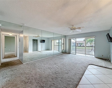 826 Sky Pine Way - Photo Thumbnail 39