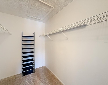 826 Sky Pine Way - Photo Thumbnail 10