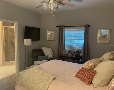 4945 Nw 1st Place - Photo Thumbnail 4