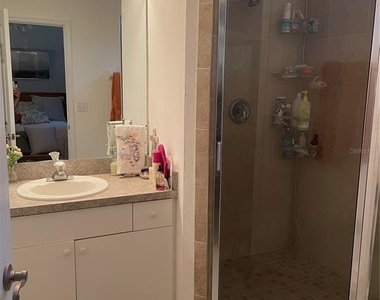 4945 Nw 1st Place - Photo Thumbnail 6