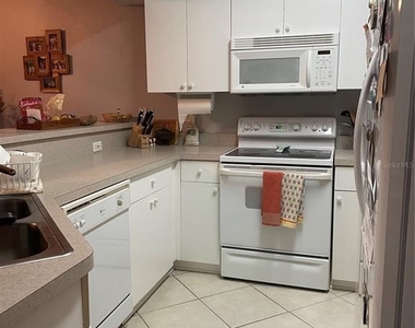 4945 Nw 1st Place - Photo Thumbnail 5