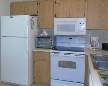 12538 Sw Kingsway Circle - Photo Thumbnail 1