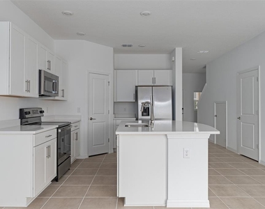11720 Glenside Terrace - Photo Thumbnail 4