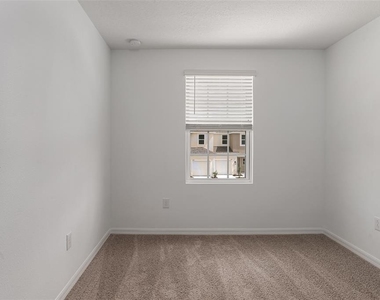 11720 Glenside Terrace - Photo Thumbnail 16