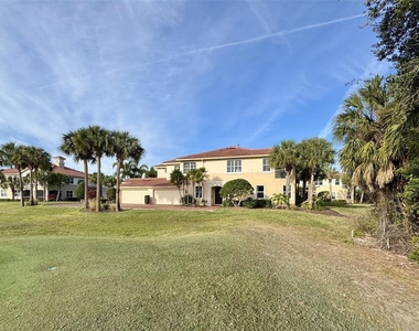 9411 Discovery Terrace - Photo Thumbnail 30