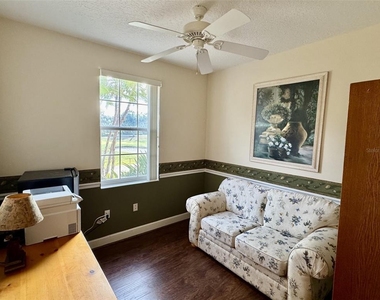 9411 Discovery Terrace - Photo Thumbnail 23