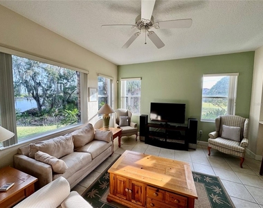 9411 Discovery Terrace - Photo Thumbnail 14