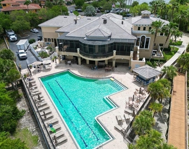 9411 Discovery Terrace - Photo Thumbnail 39