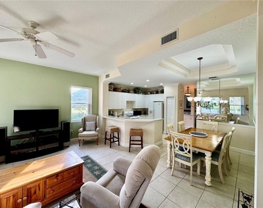 9411 Discovery Terrace - Photo Thumbnail 15