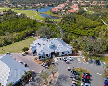 9411 Discovery Terrace - Photo Thumbnail 43