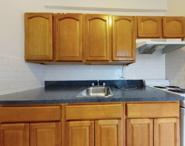 west  88th Street - Photo Thumbnail 5