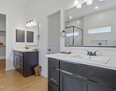 244 Farnborough Street - Photo Thumbnail 31