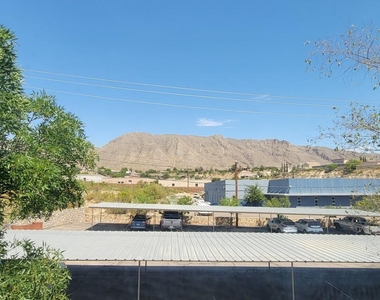 500 Thunderbird Drive - Photo Thumbnail 4