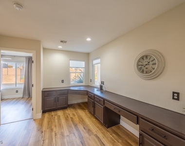 8217 Cabin Springs Avenue - Photo Thumbnail 26