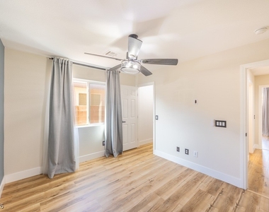8217 Cabin Springs Avenue - Photo Thumbnail 29