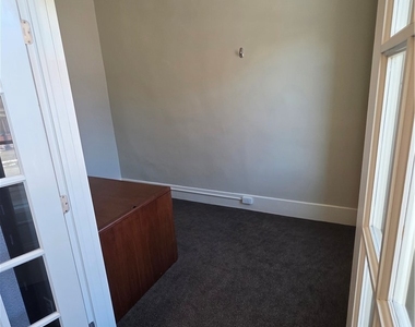807-13 N Salina Street - Photo Thumbnail 3