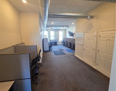 807-13 N Salina Street - Photo Thumbnail 2