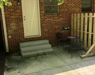 1260 Woodland Avenue - Photo Thumbnail 12
