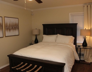 1260 Woodland Avenue - Photo Thumbnail 10