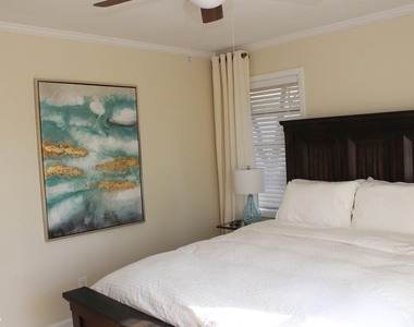 1260 Woodland Avenue - Photo Thumbnail 8