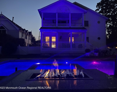 2112 Edgewood Place - Photo Thumbnail 17