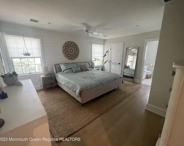 2112 Edgewood Place - Photo Thumbnail 10