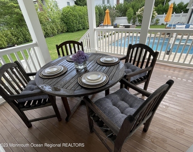 2112 Edgewood Place - Photo Thumbnail 6