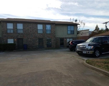 724 Bluebonnet Drive - Photo Thumbnail 25